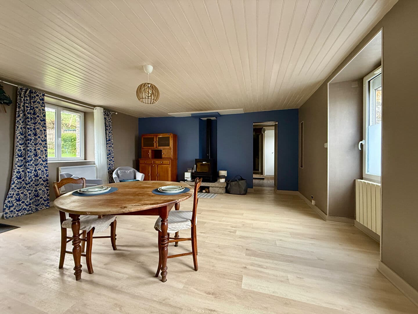 Salon d'une maison à vendre à Vitré