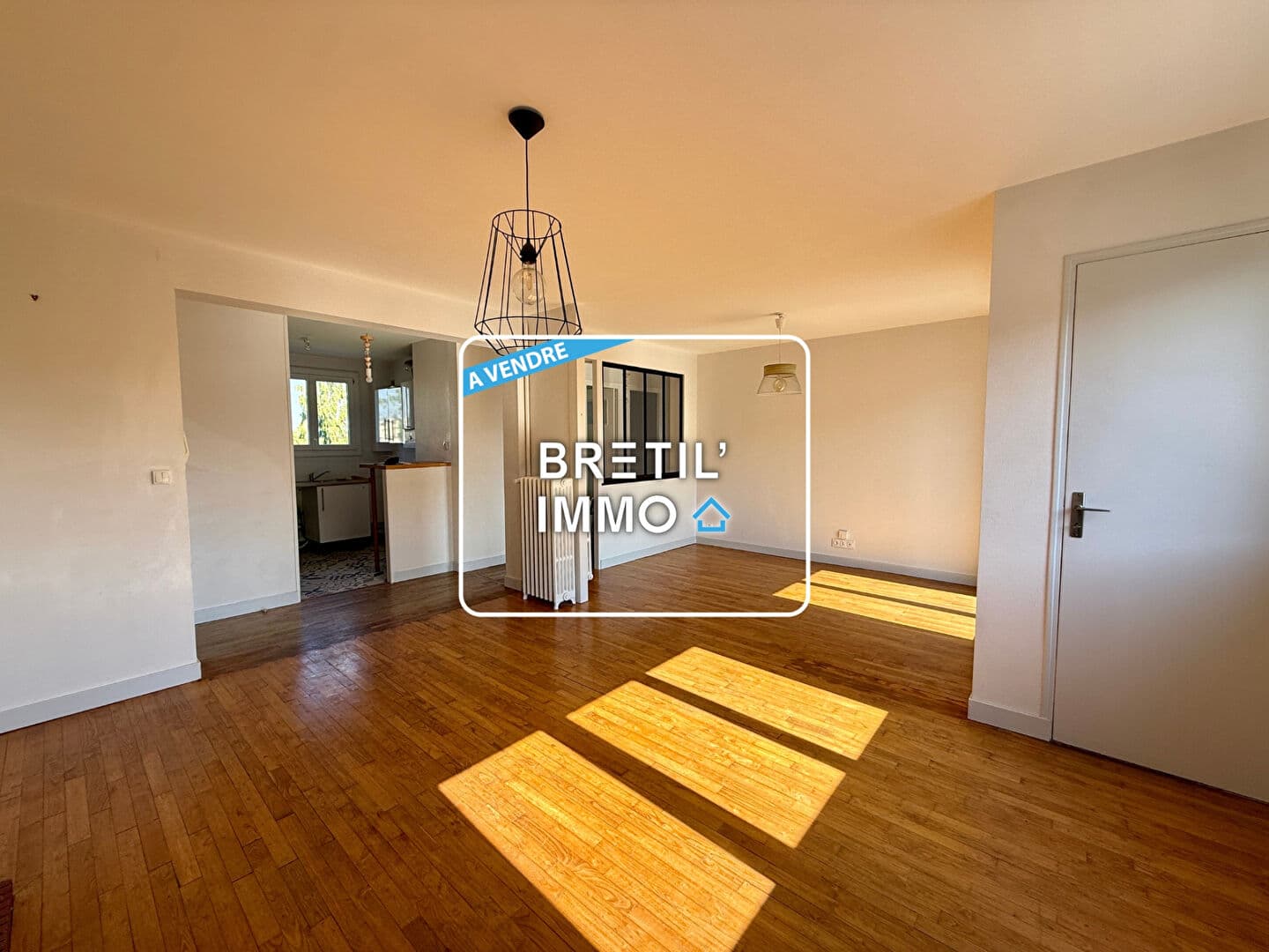 VITRE - APPAREMENT - A VENDRE — Photo 1