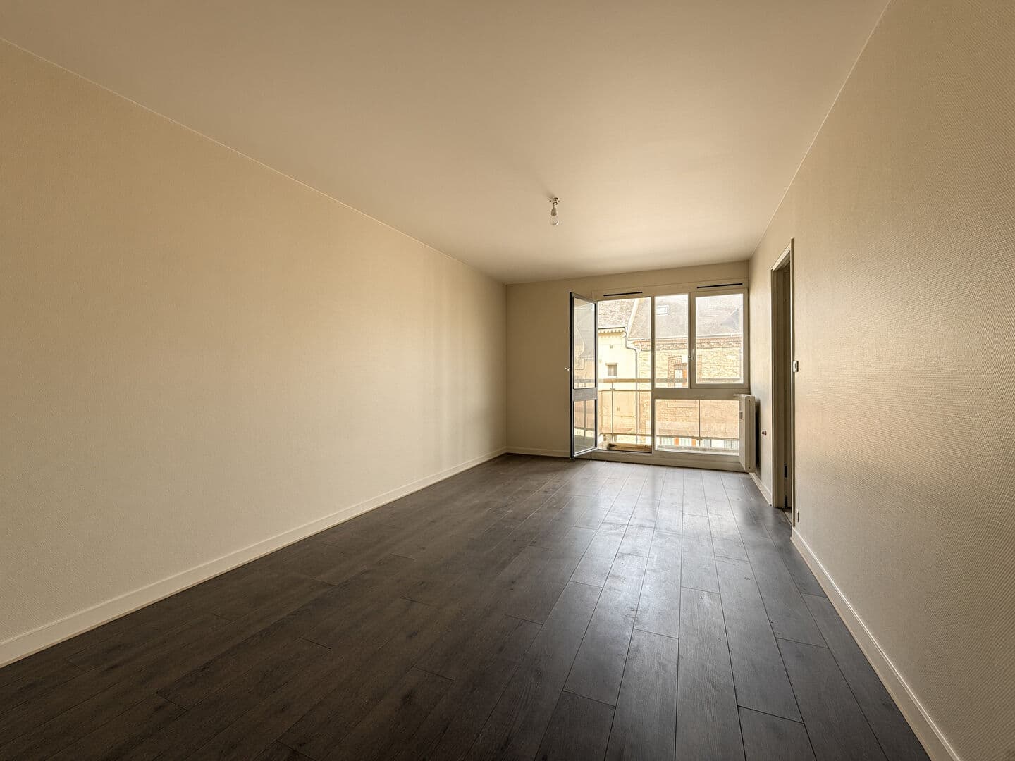 NOYAL SUR VILAINE - APPARTEMENT — Photo 3