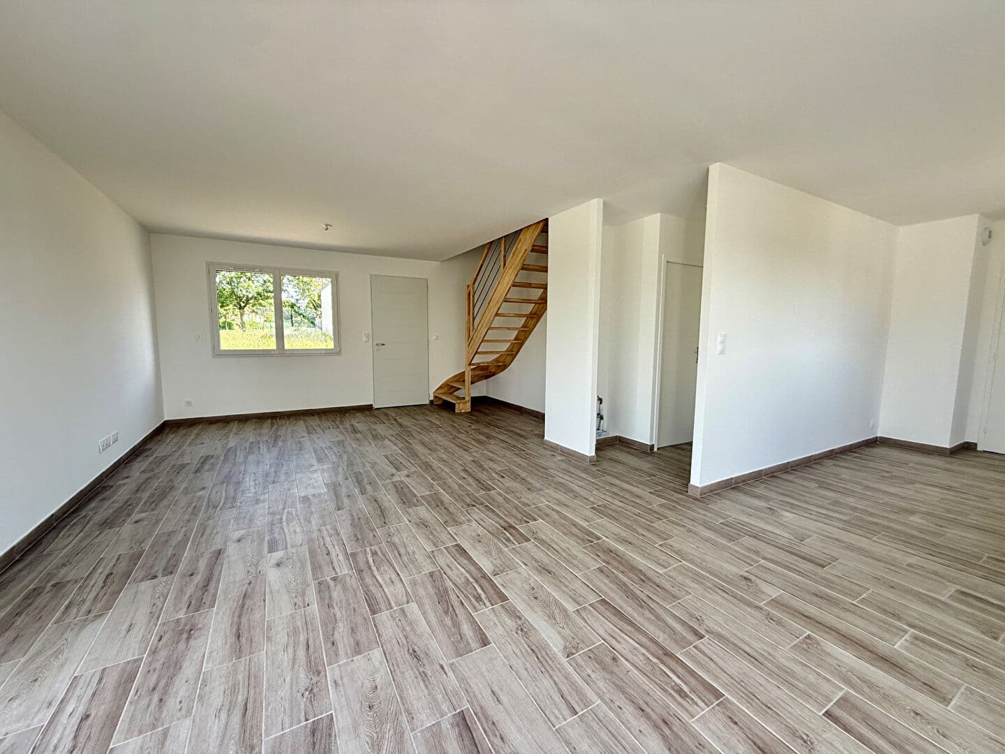 SAINT M'HERVE - A VENDRE — Photo 2