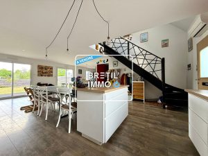 A VENDRE – VITRE