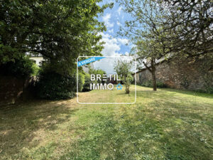 A VENDRE – VITRE – TERRAIN