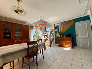 VITRE – VENDU – MAISON